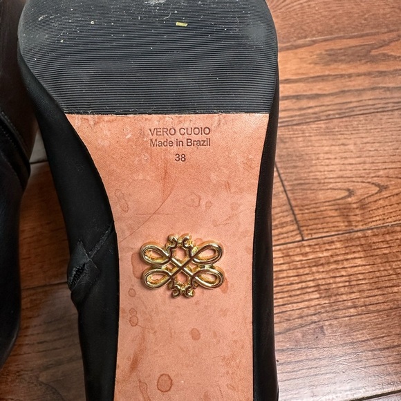 Zvelle Electra Pointed Toe Ankle Booties - Made in Brazil - Picture 9 of 12